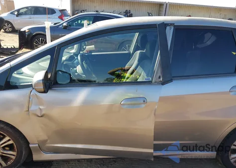 2010 Honda Fit Sport z USA, uszkodzony, nr VIN JHMGE8H40AS025202